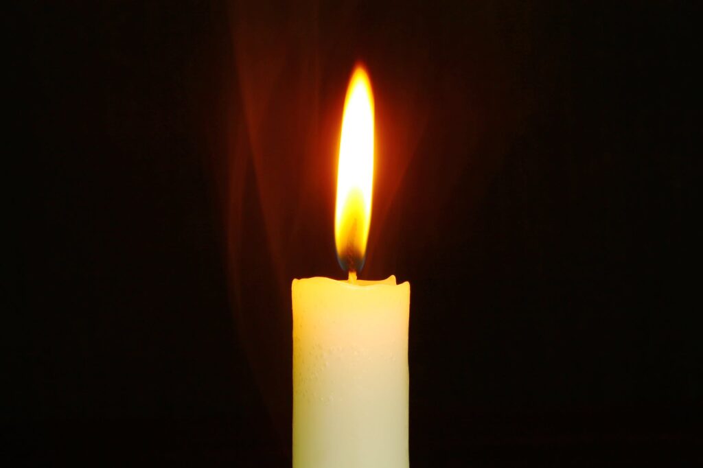 bright burn burnt candle